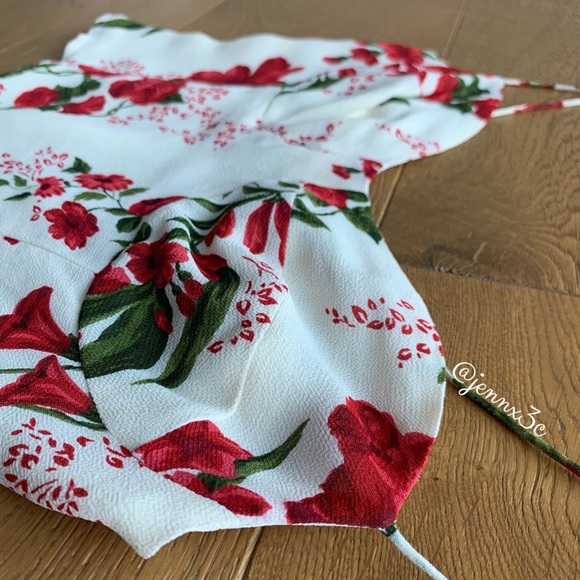 ❌[SOLD]❌Reformation Liza Top || Georgette - Picture 8 of 16